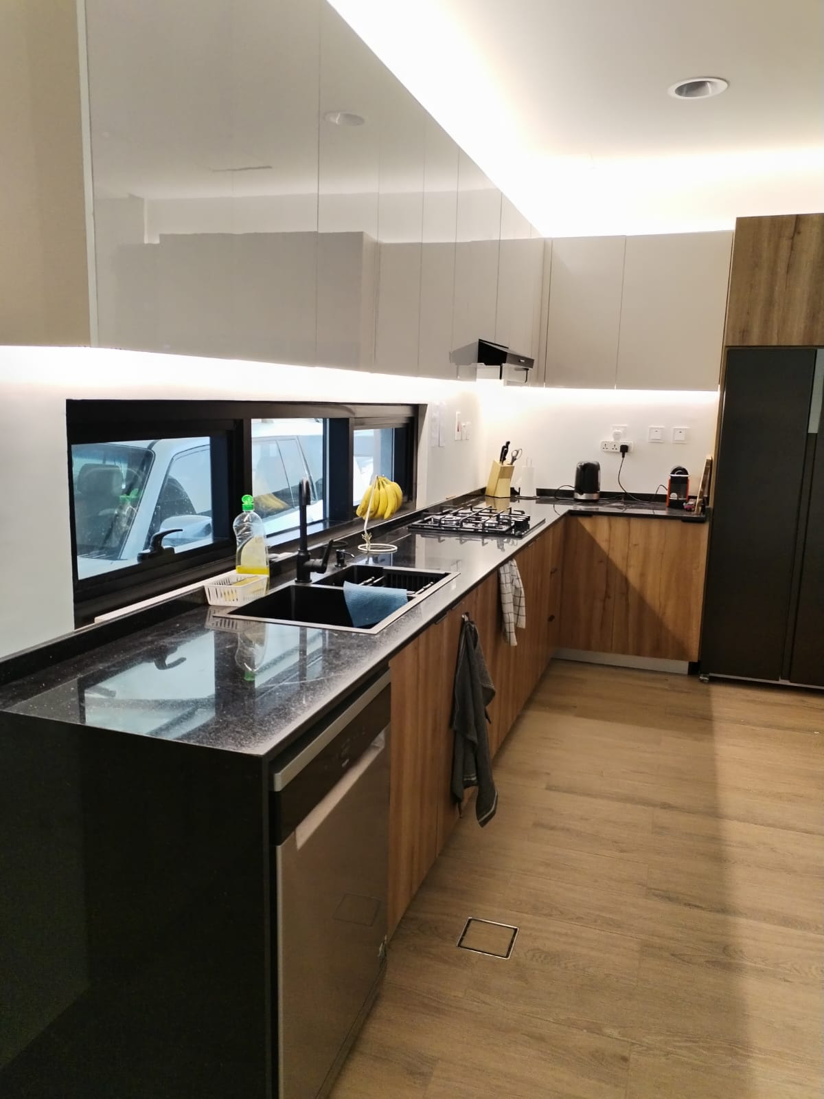 Wardrobes and Kitchen Image